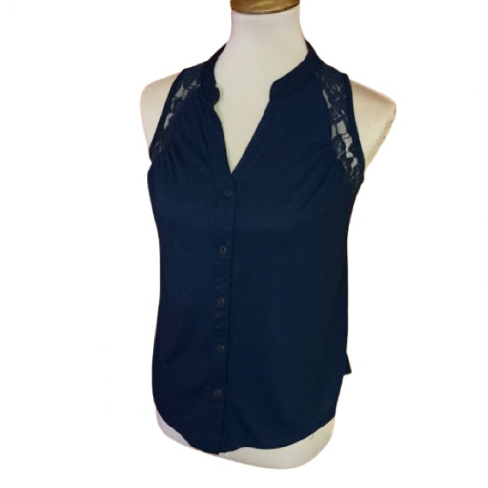 Mossimo blue lace sleeveless top